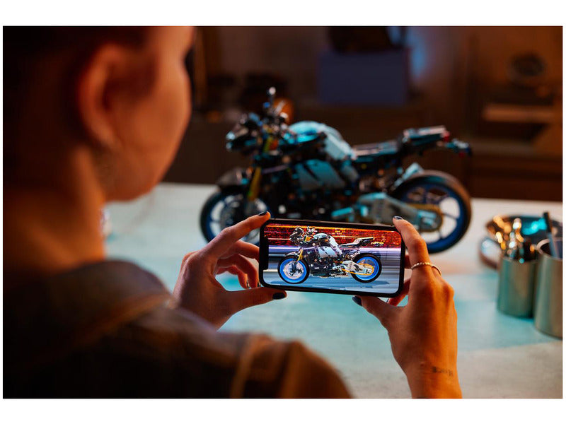 LEGO Technic Yamaha MT-10 SP