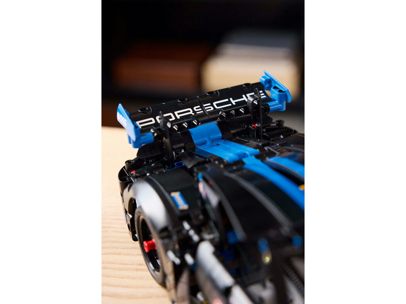 LEGO Technic Porsche Gt4 E-Performance versenyautó