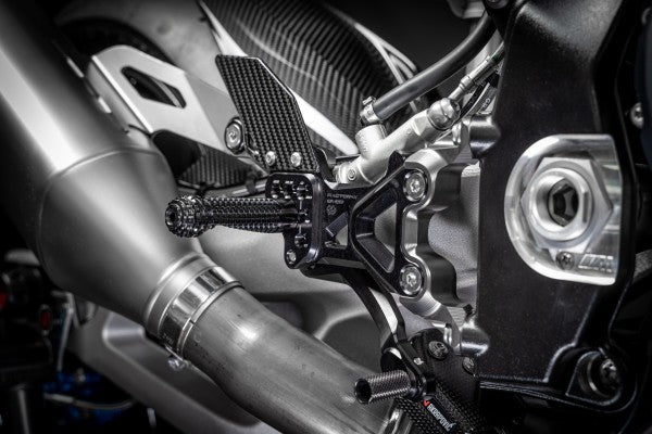 lábtartó FXR - BMW, M 1000 RR, SM99 (2020 - 2022); BMW, M 1000 RR, SM99 (2023 - 2024 ); BMW, S 1000 RR, 2R99/2R99R (2019 - 2022 ); BMW, S 1000 RR, SM99 (2023 - 2024 )