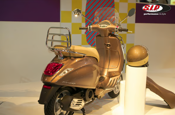 PIAGGIO Csomagtartó hátul