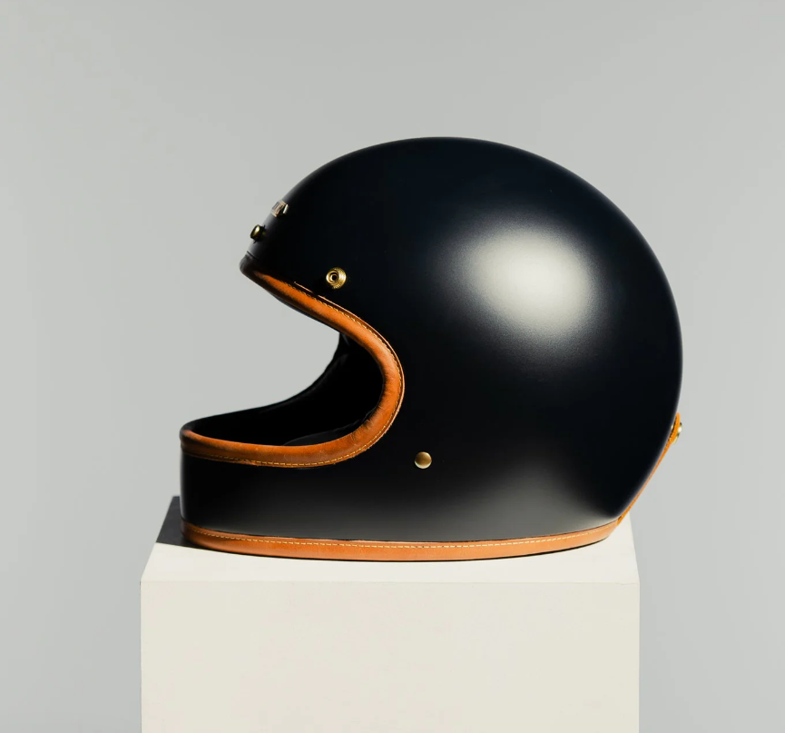 HEDON Heroine Classic Stable Black | Made To Order