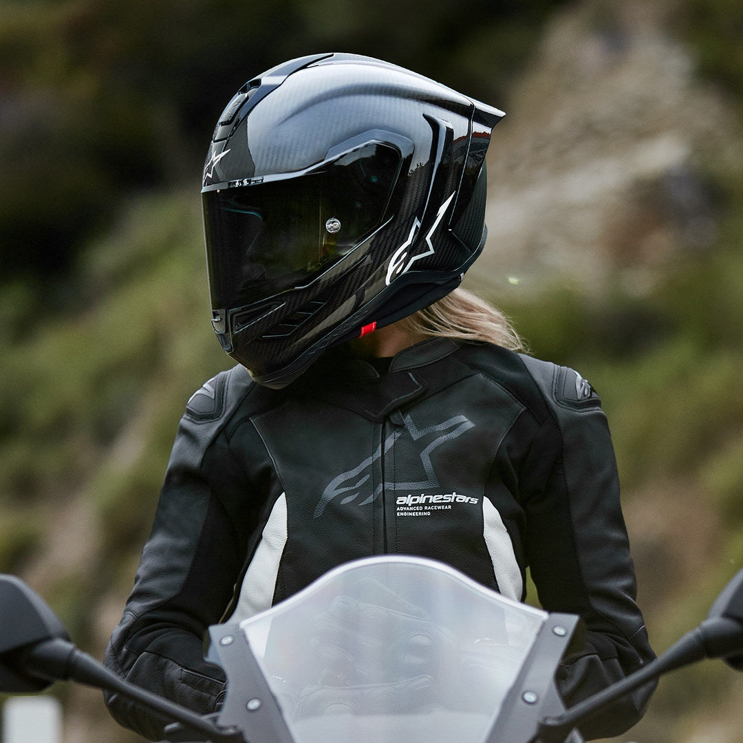Alpinestars Supertech R10 Carbon Helmet (B)