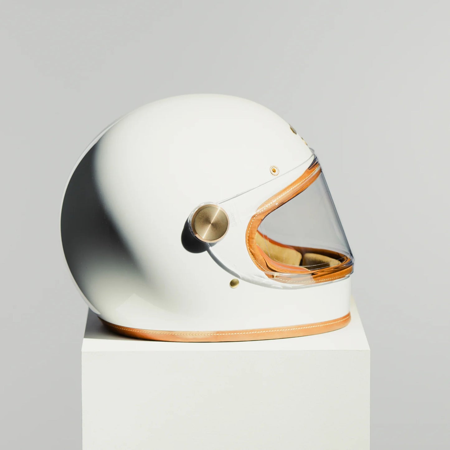 HEDON Heroine Racer Knight White 2.0