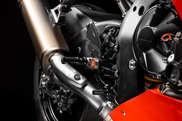 lábtartó MUE2 - Honda, CBR 1000 RR, SC82 (2020 - 2023); Honda, CBR 1000 RR-R SP, SC82 (2020 - ); Honda, CBR 1000 RR-R, SC82 (2023 - )