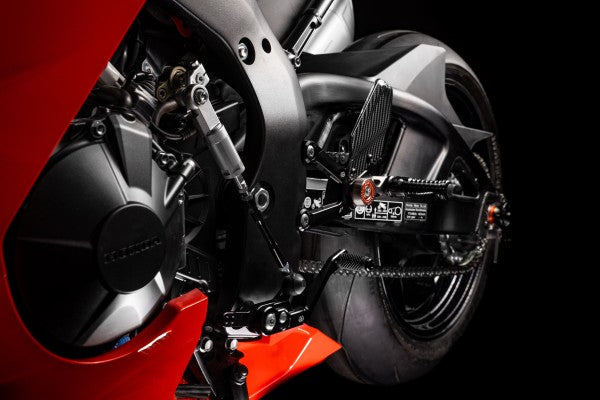 lábtartó MUE2 - Honda, CBR 1000 RR, SC82 (2020 - 2023); Honda, CBR 1000 RR-R SP, SC82 (2020 - ); Honda, CBR 1000 RR-R, SC82 (2023 - )