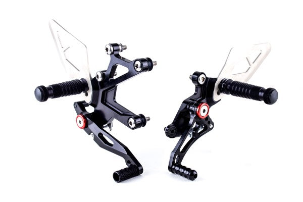 lábtartó FXR - Kawasaki, Ninja 400, EX400G (2018 - 2020); Kawasaki, Ninja 400, EX400L (2022 - ); Kawasaki, Ninja 500, EX500G (2024 - ); Kawasaki, Z500, ER500E (2024 - )