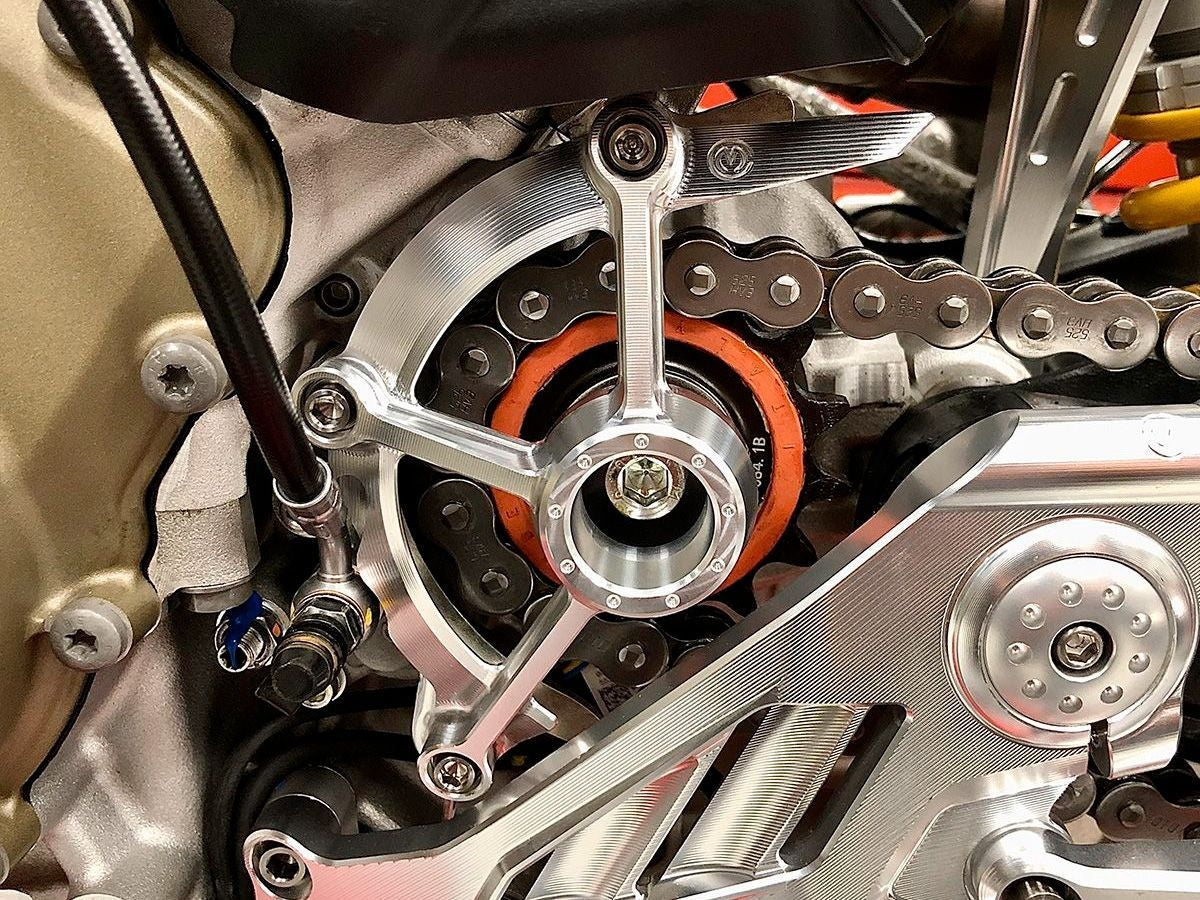 MOTOCORSE ALUMINUM Első lánckerék védő DUCATI Streetfighter / Panigale V4