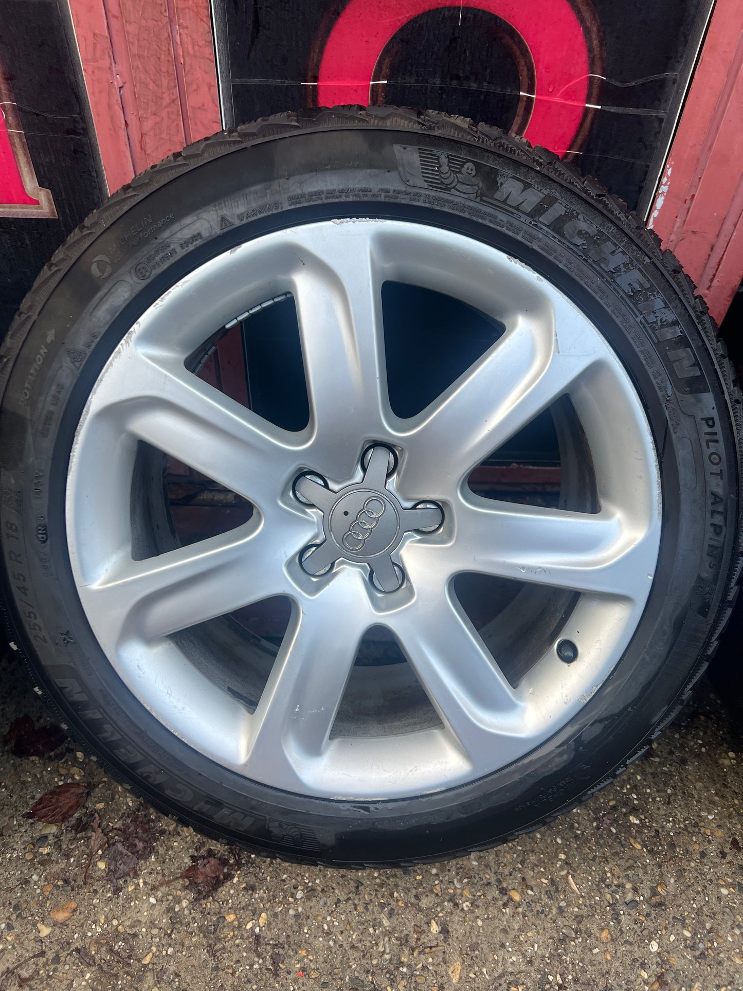 Audi alufelni szett 18" OEM (használt)
