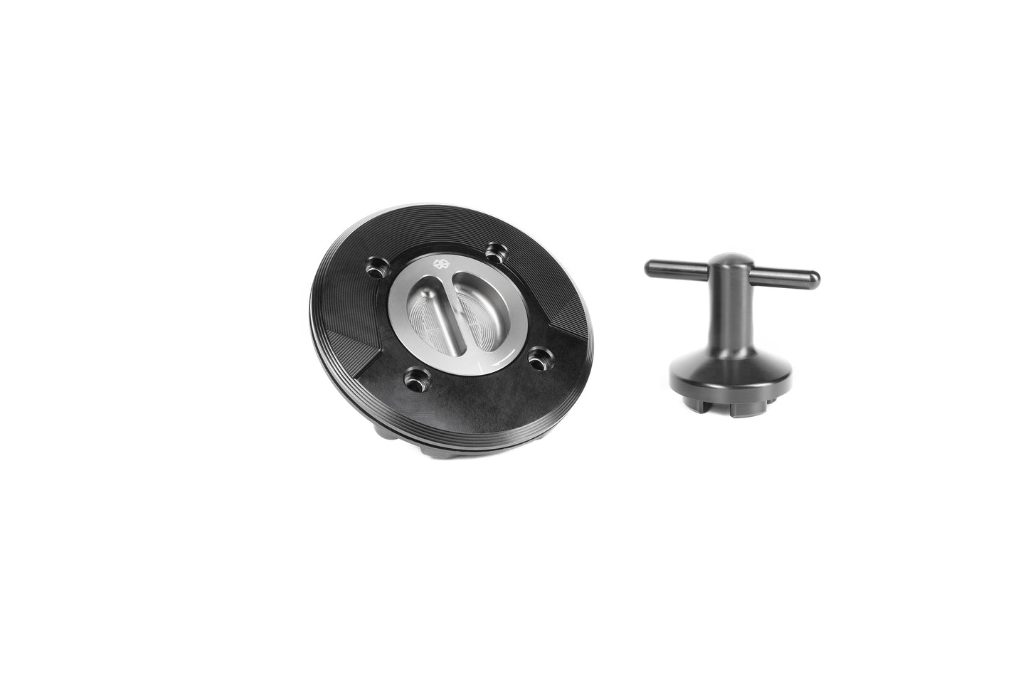 Fuel cap tool