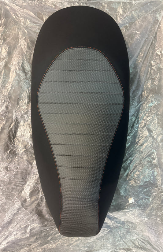 PIAGGIO Vespa GTV ülés OEM (használt)