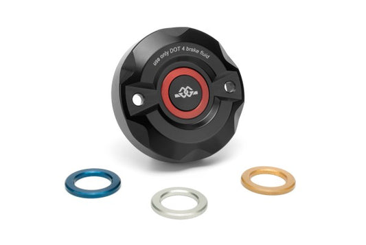 Fékfolyadék tartály fedele, elöl - Aprilia, RS 660, KS/ KS1/ KV (2021 - ); Aprilia, RSV4 / Factory, KY (2021 - ); Aprilia, RSV4 / Factory, XP (2025 - ); Aprilia, RSV4 1000 RR / RF, KE1 (2018 - 2020); Aprilia, RSV4 RR / RF, KE (2017 - 2018); Aprilia,