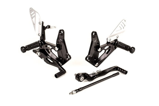 lábtartó FXR - Honda, CB 500 F / X, PC44 (2013 - 2015); Honda, CB 500 F / X, PC58 (2016 - 2018); Honda, CB 500 F, PC63 (2019 - 2020); Honda, CBR 500 R, PC44 (2013 - 2015 ); Honda, CBR 500 R, PC57/58 (2016 -  2018); Honda, CBR 500 R, PC63 (2019 - 2020