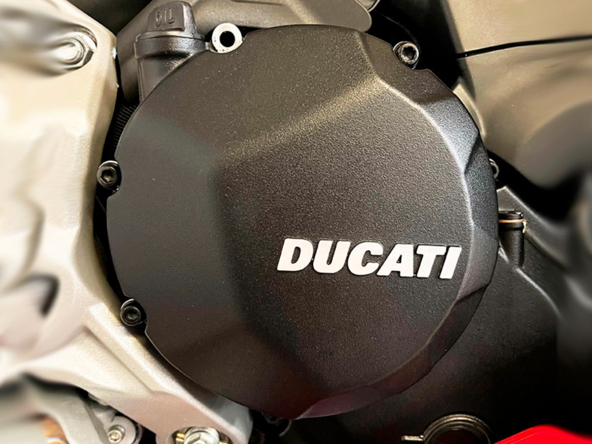 GB RACING Kuplungfedél védő DUCATI HYPERMOTARD 950 / SP / RVE 2019-2025