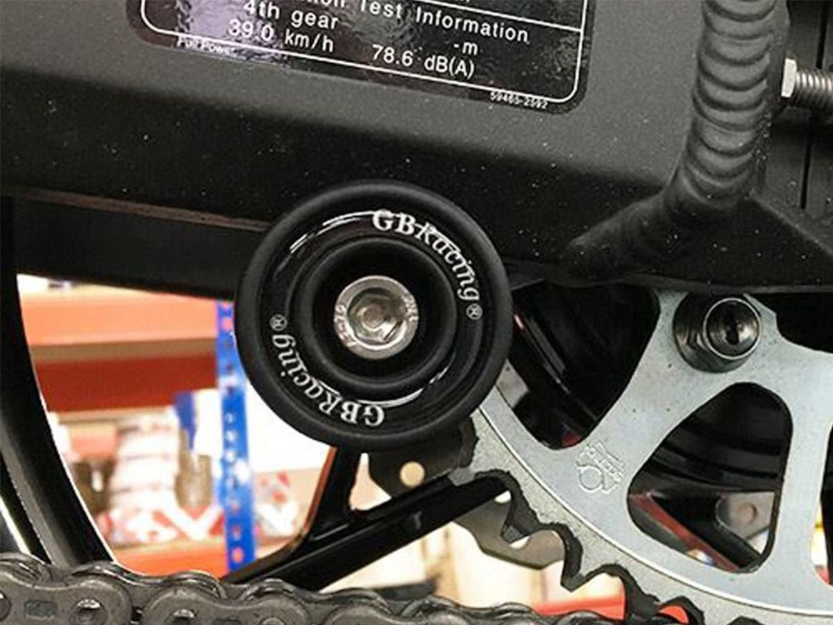 GB RACING Emelőszem 8MM TRIUMPH STREET TRIPLE 765 / S / R / RS 2017-2023