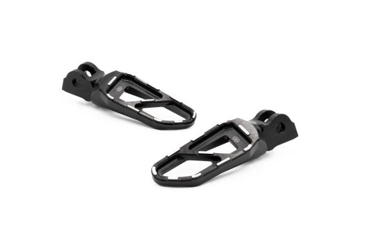 Urban-Pro lábtartó szett, utas, fekete - Yamaha, MT-07 Pure, RM46-RM54 (2023 -); Yamaha, MT-07, RM33 (2021 - ); Yamaha, MT-09, RN69 (2021 - 2023 ); Yamaha, Tracer 9 / GT / GT+, RN70 (2020 - ); Yamaha, YZF-R7, RM39/40 (2021 - )